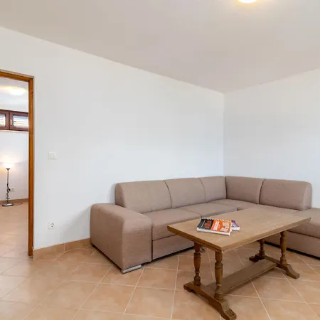 Robert By Interhome بيت للعطل